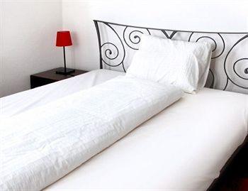 زيورخ Swiss Star Guesthouse District 4 - Contactless Self Check-In المظهر الخارجي الصورة
