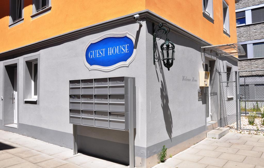 زيورخ Swiss Star Guesthouse District 4 - Contactless Self Check-In المظهر الخارجي الصورة